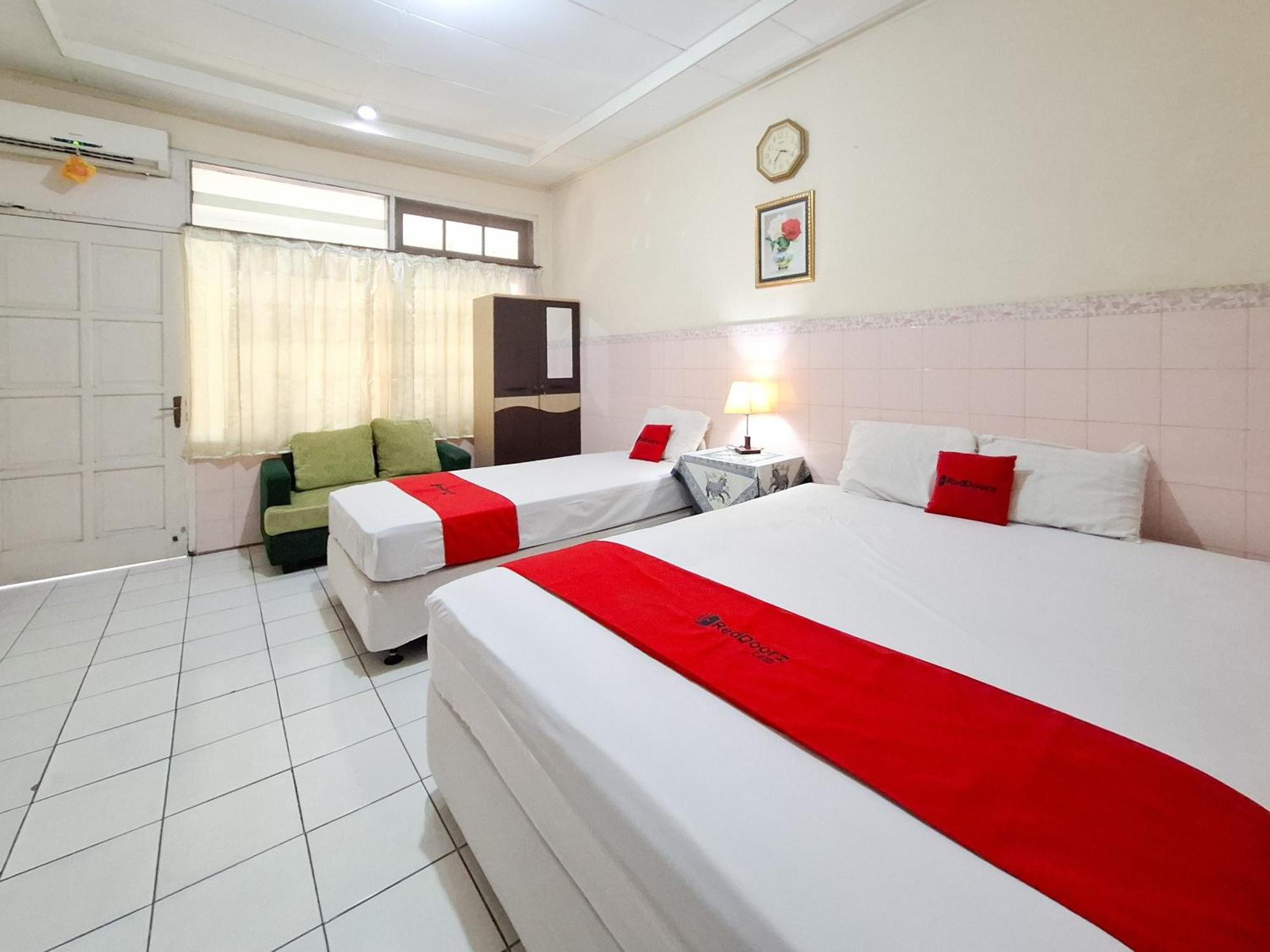 Reddoorz Syariah At Griya Raharja Klaten Εξωτερικό φωτογραφία