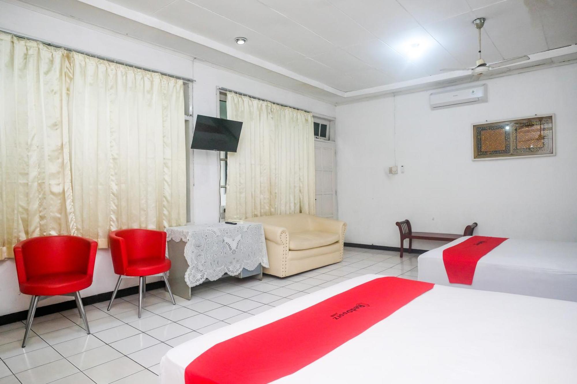 Reddoorz Syariah At Griya Raharja Klaten Εξωτερικό φωτογραφία