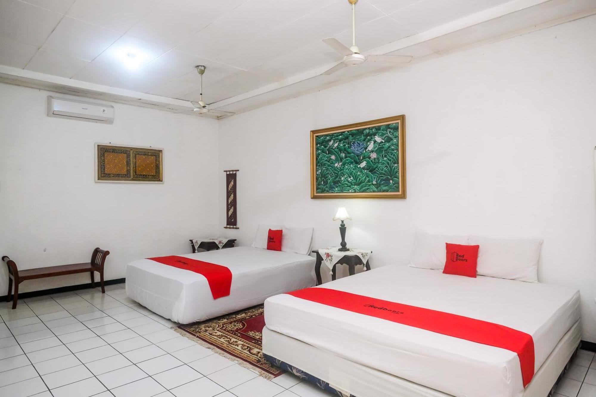 Reddoorz Syariah At Griya Raharja Klaten Εξωτερικό φωτογραφία