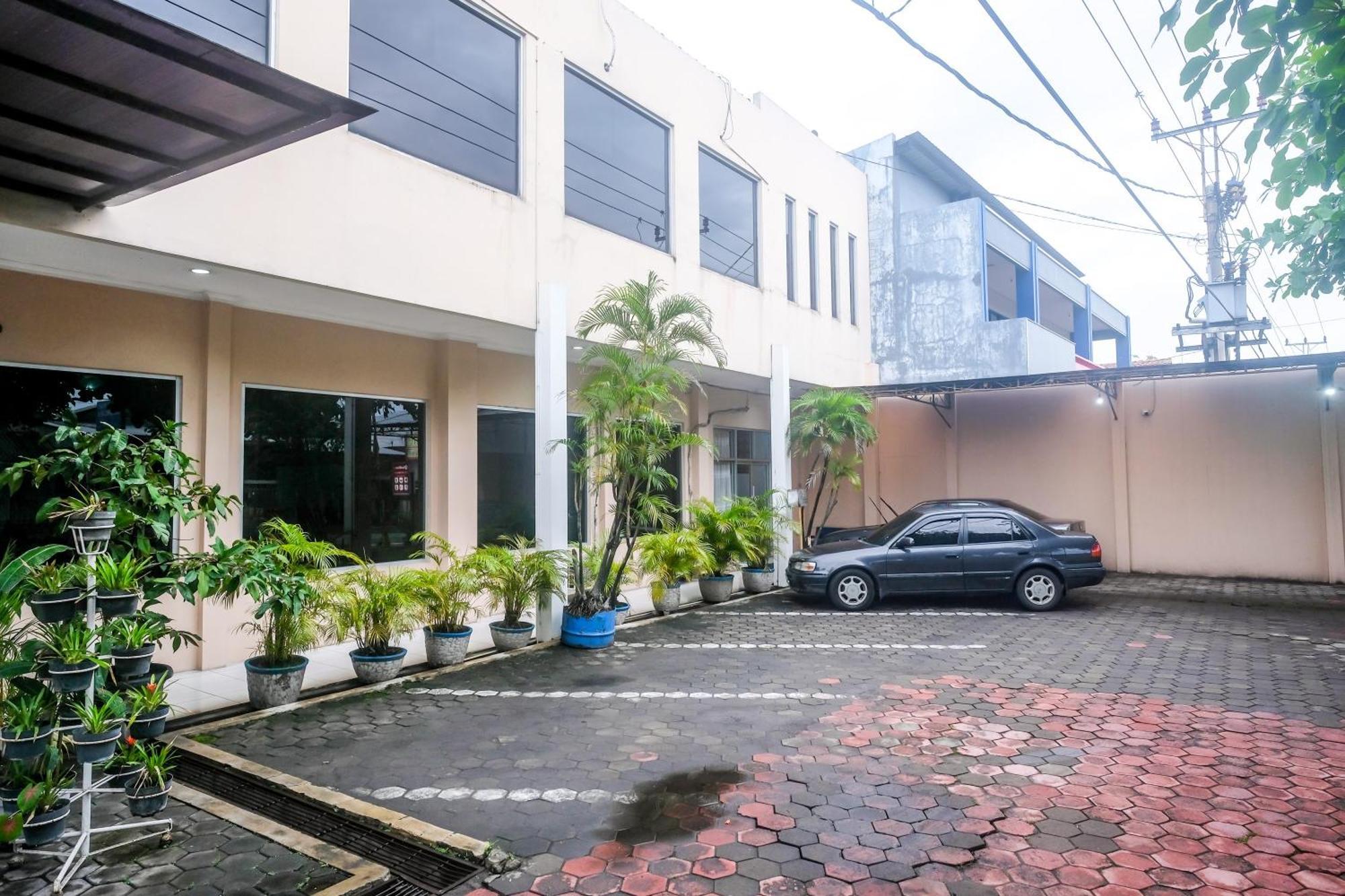 Reddoorz Syariah At Griya Raharja Klaten Εξωτερικό φωτογραφία